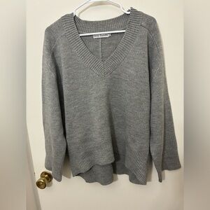 Grey Bandit Women's Gray Sweater Size S/M